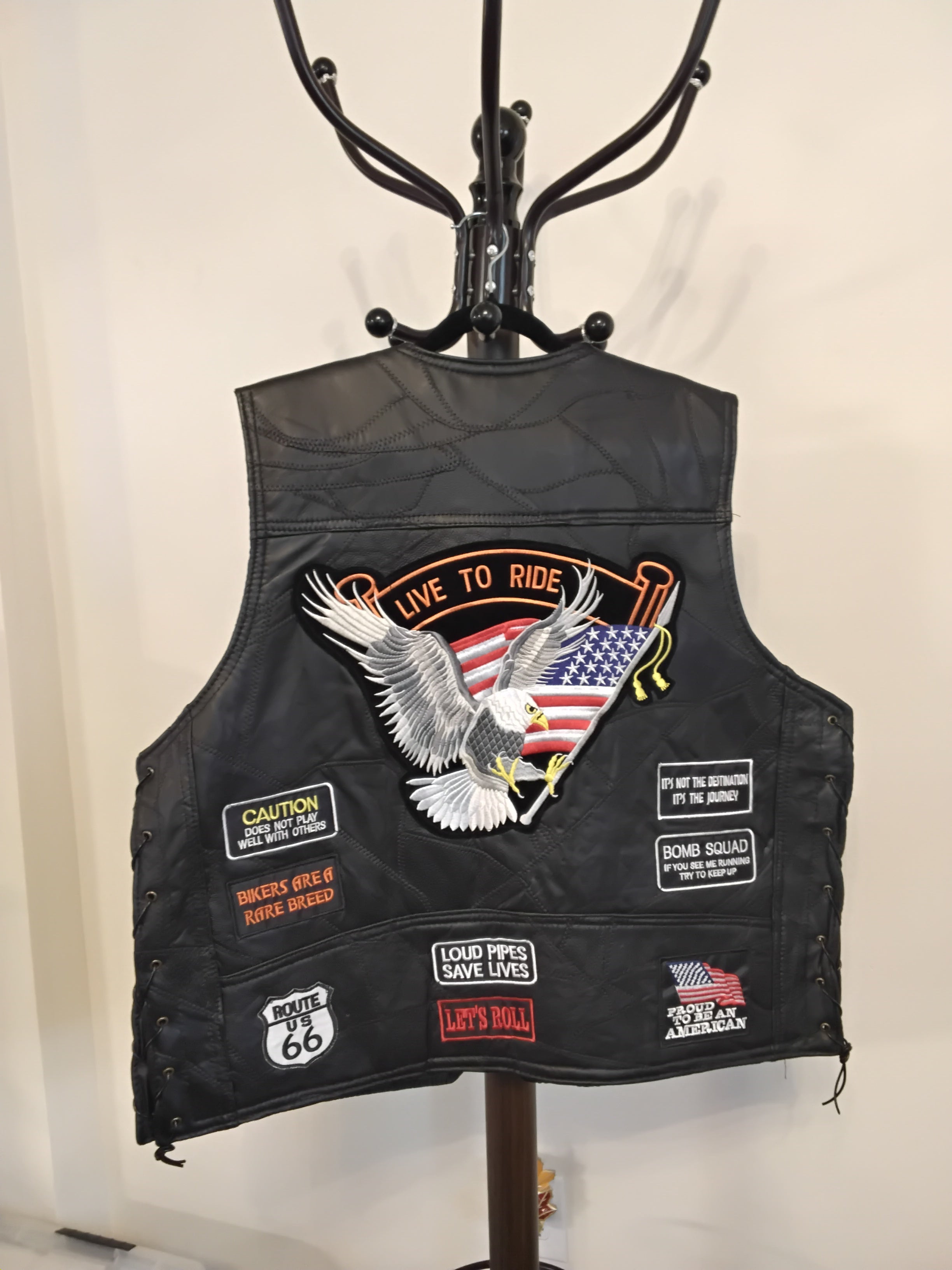 Diamond Plate Leather Vest - Live to Ride