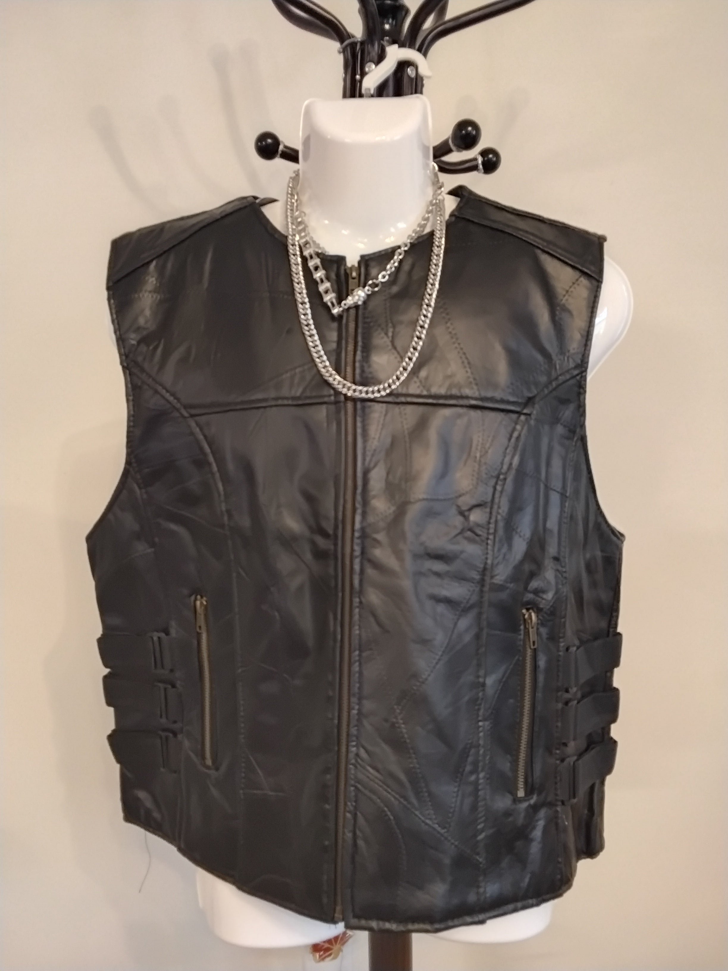Diamond Plate Leather Vest with Straps