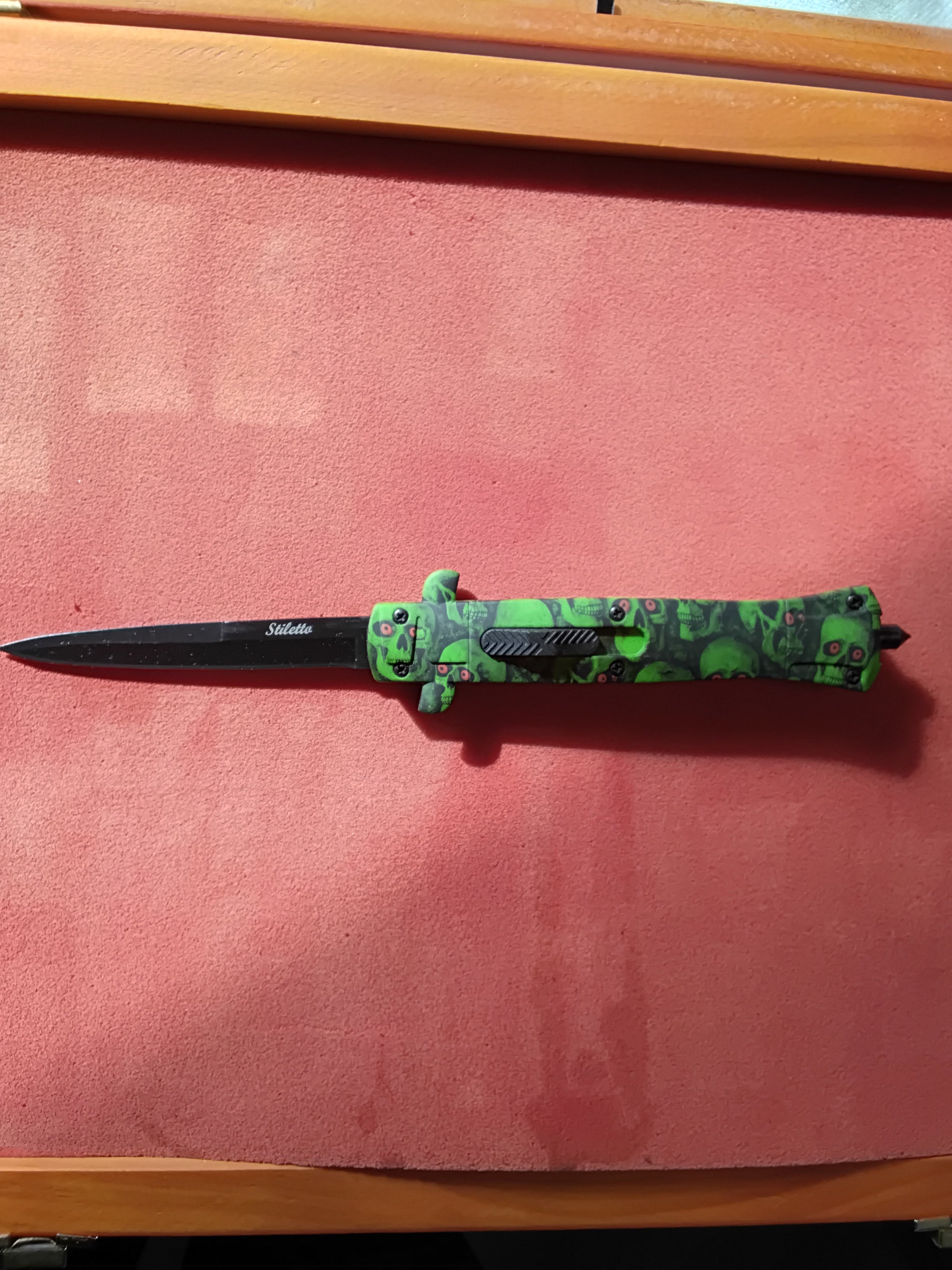 Green Skulls